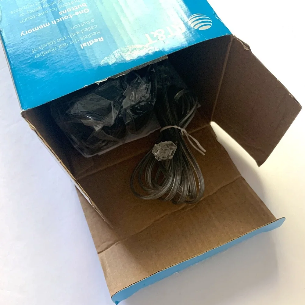 AT&T 210 Black Trimline Telephone w/13 Number Memory Additional Features w/ Box‎ - Picture 12 of 13